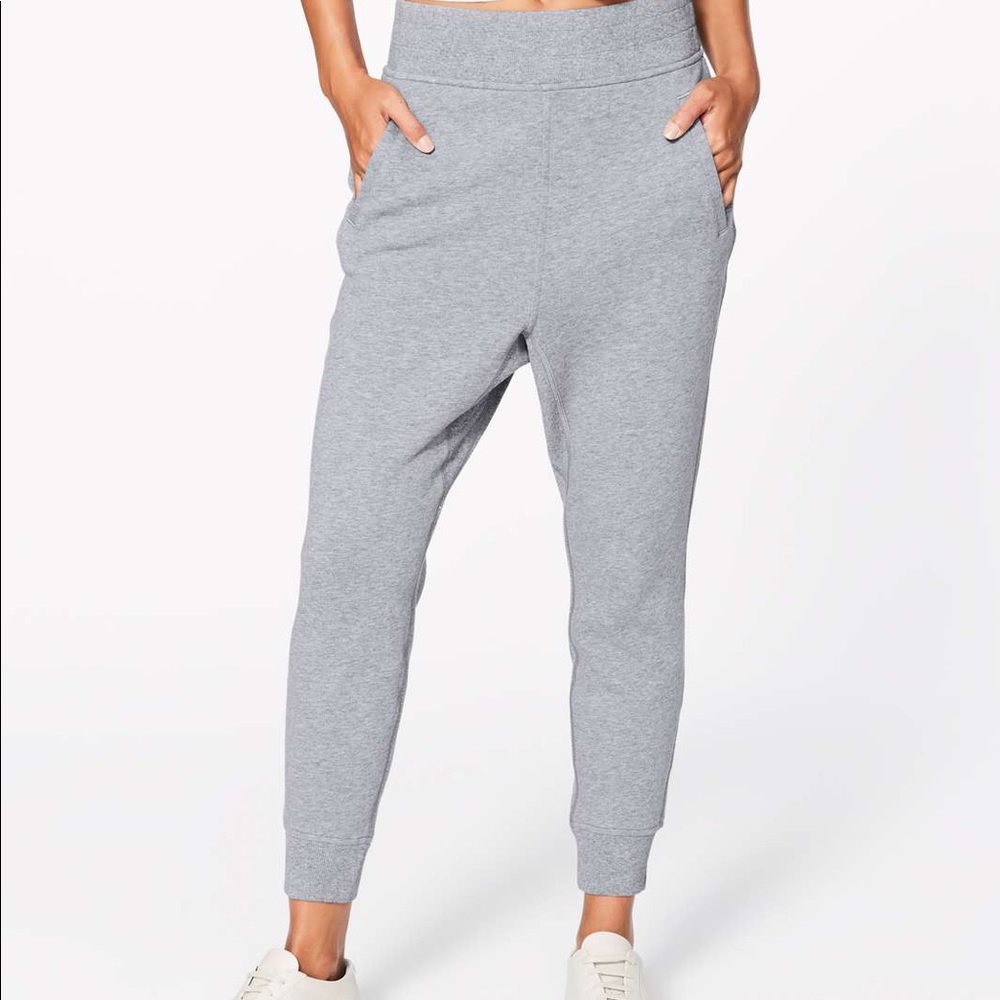 Lululemon Press Pause Jogger in heather grey